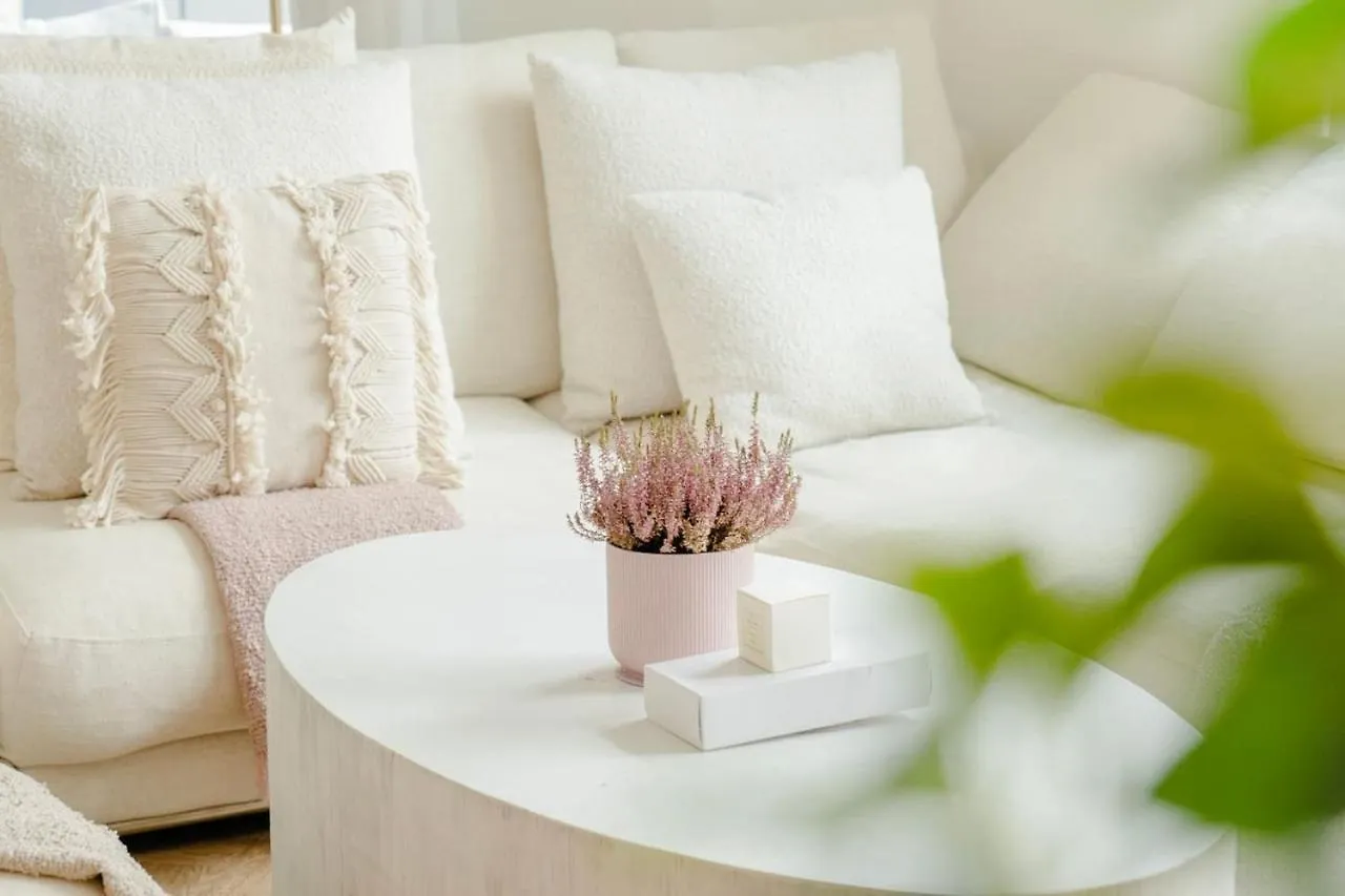 Modern & Bright 1 Bedroom Marina Apartment Dubaj