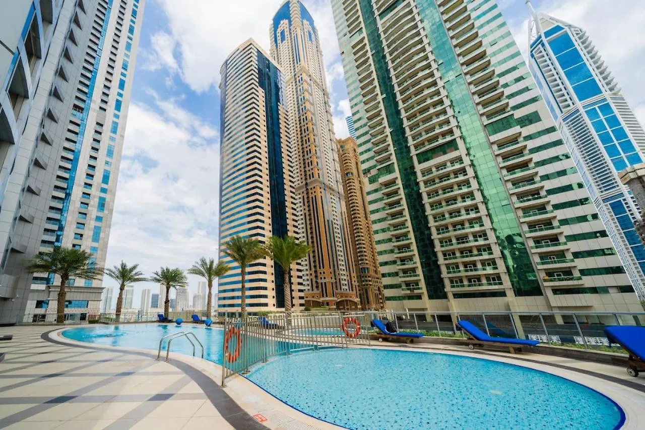 Modern & Bright 1 Bedroom Marina Apartment Dubaj